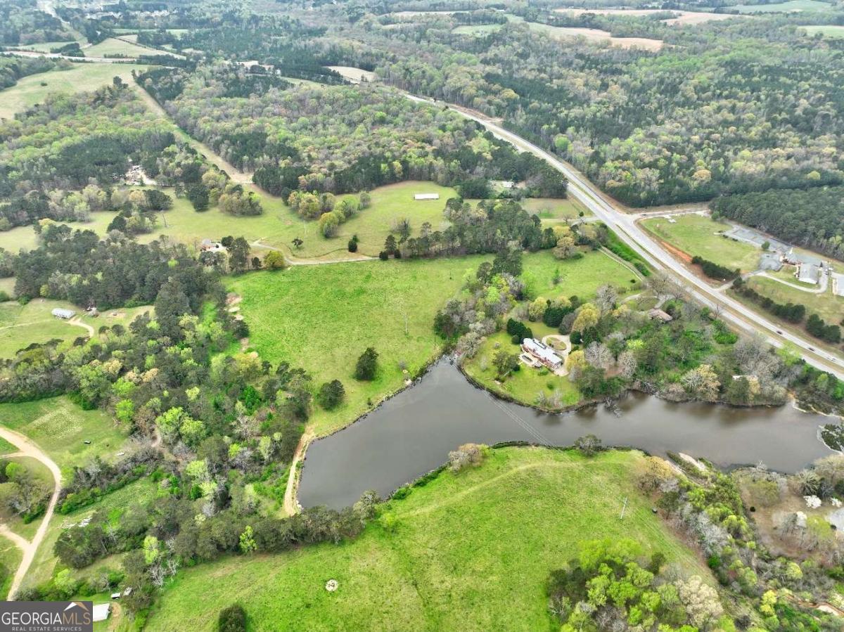 3571 Highway 20 W Property Photo 29