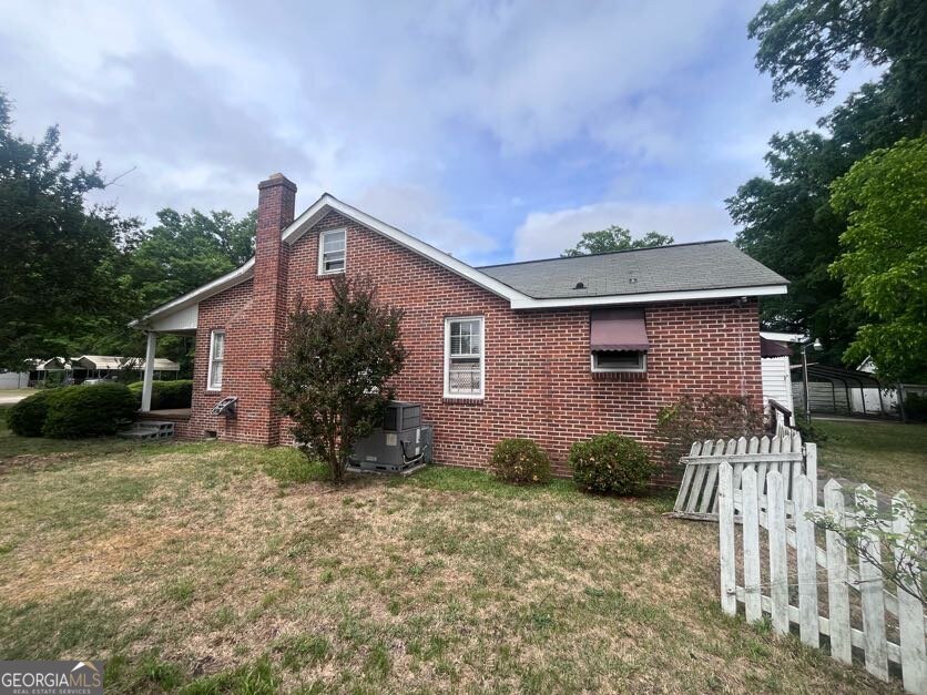 211 Gordon Street Property Photo 2