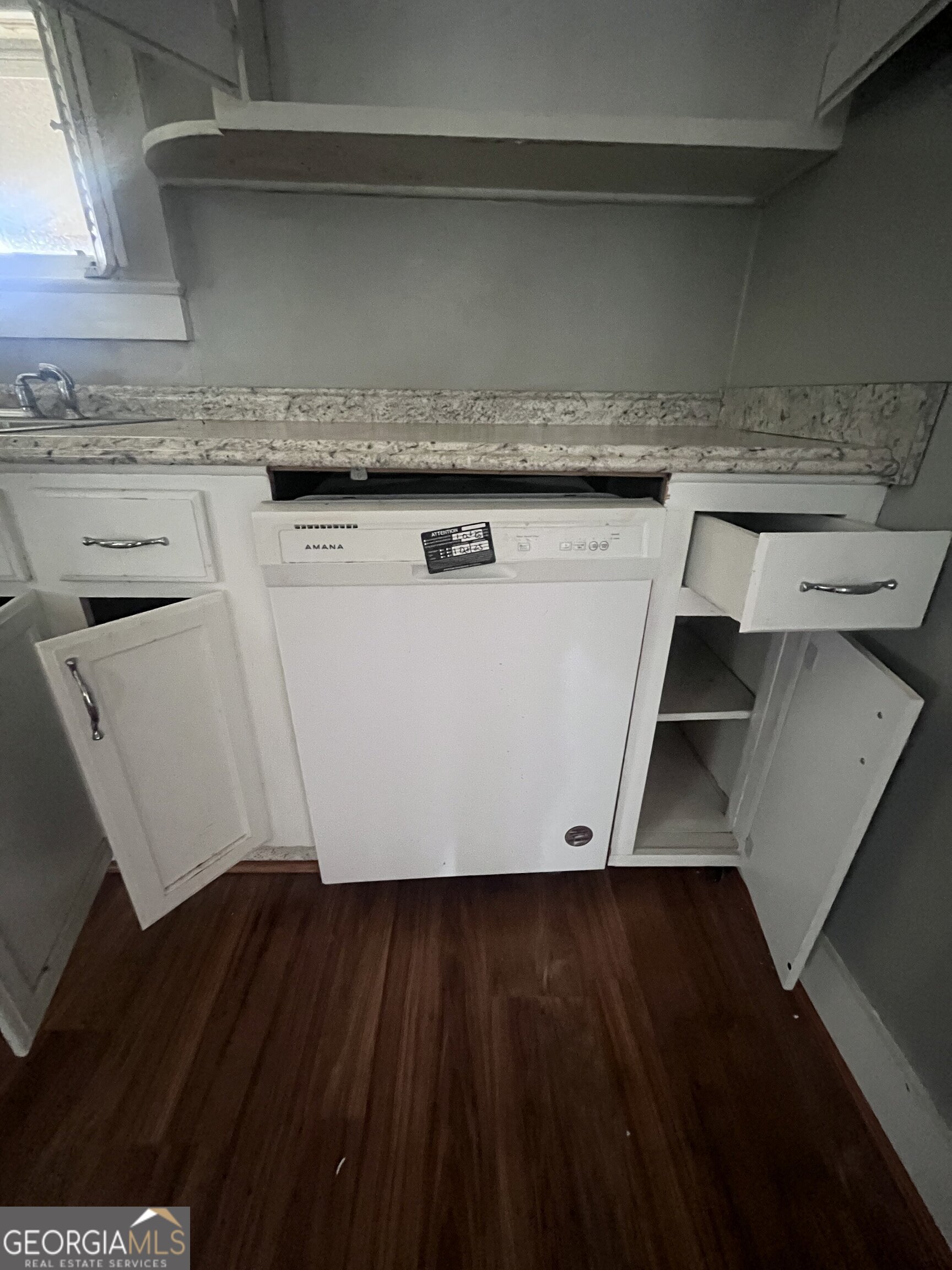 211 Gordon Street Property Photo 10
