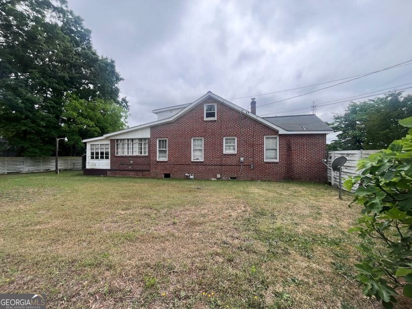 211 Gordon Street Property Photo 17