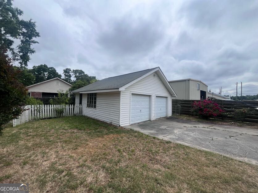 211 Gordon Street Property Photo 18