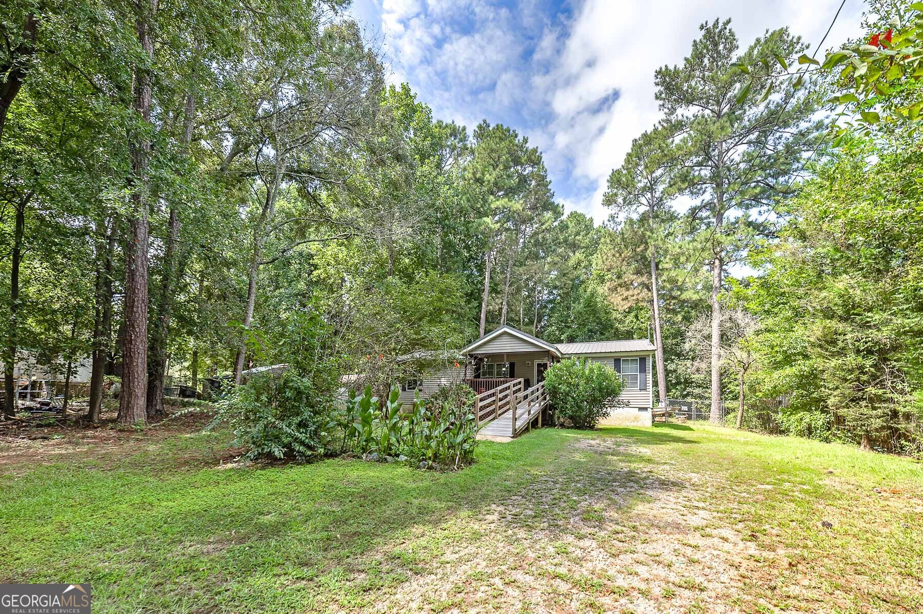 450 Lakeshore Drive Property Photo 7