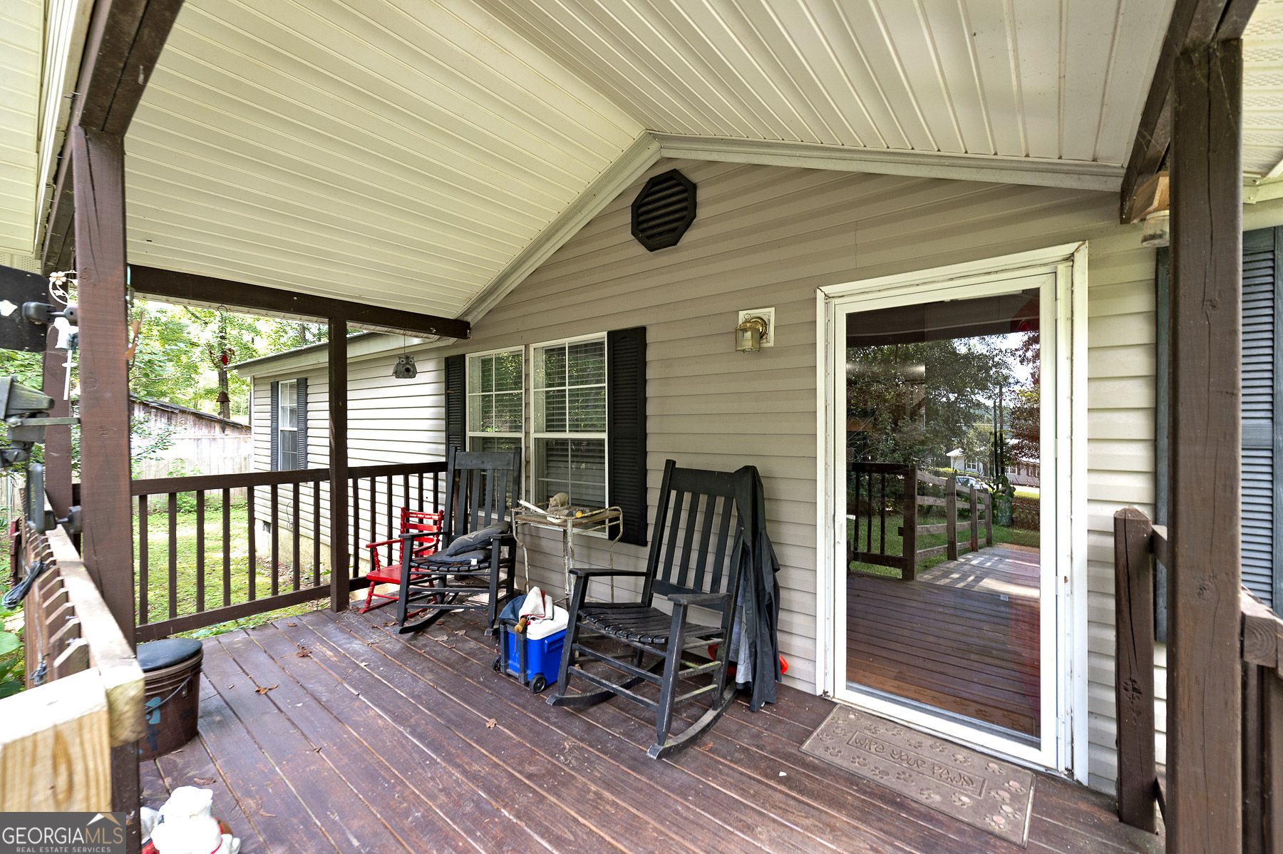 450 Lakeshore Drive Property Photo 9
