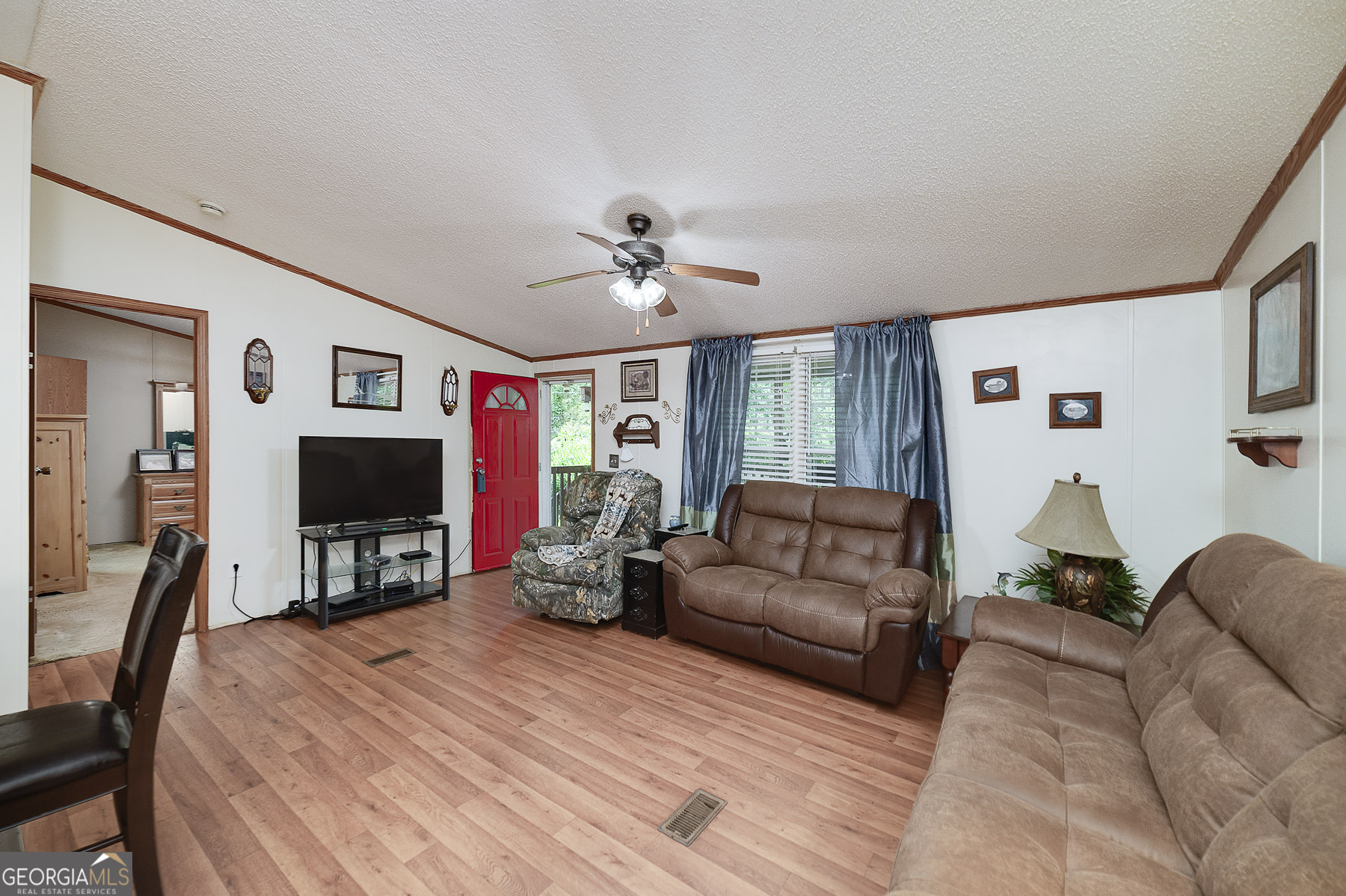 450 Lakeshore Drive Property Photo 12