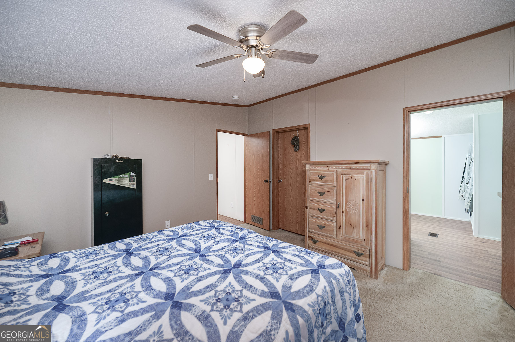 450 Lakeshore Drive Property Photo 21