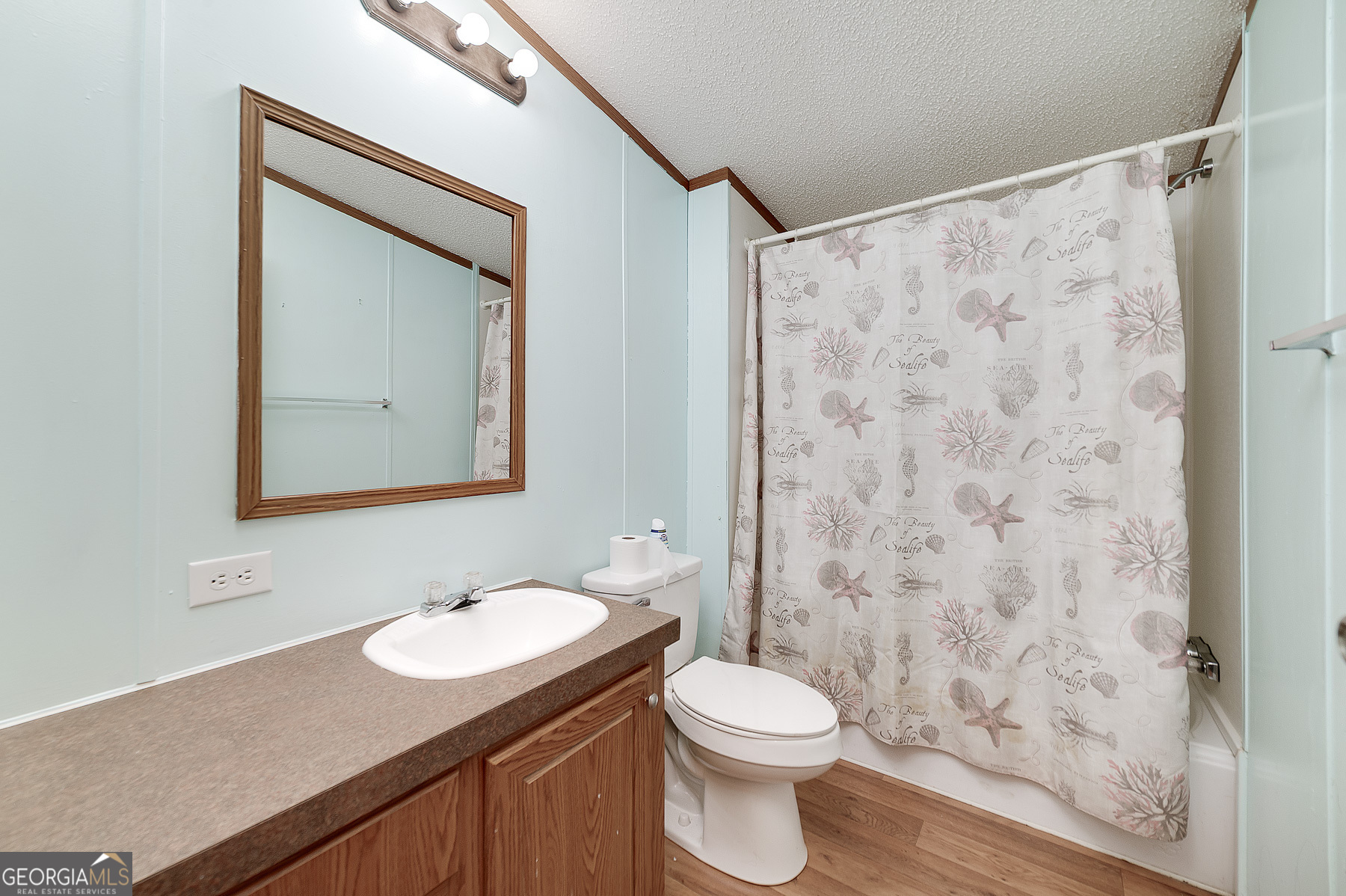 450 Lakeshore Drive Property Photo 26