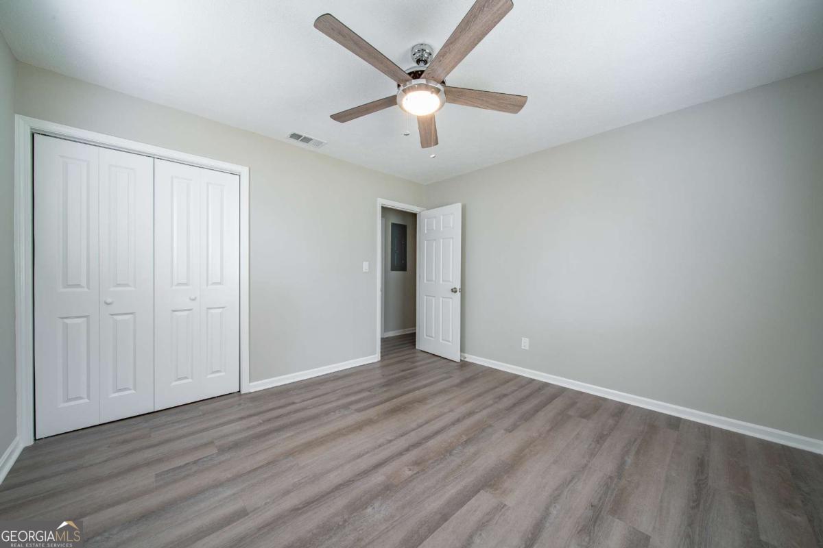 6040 Luna Drive Property Photo 21