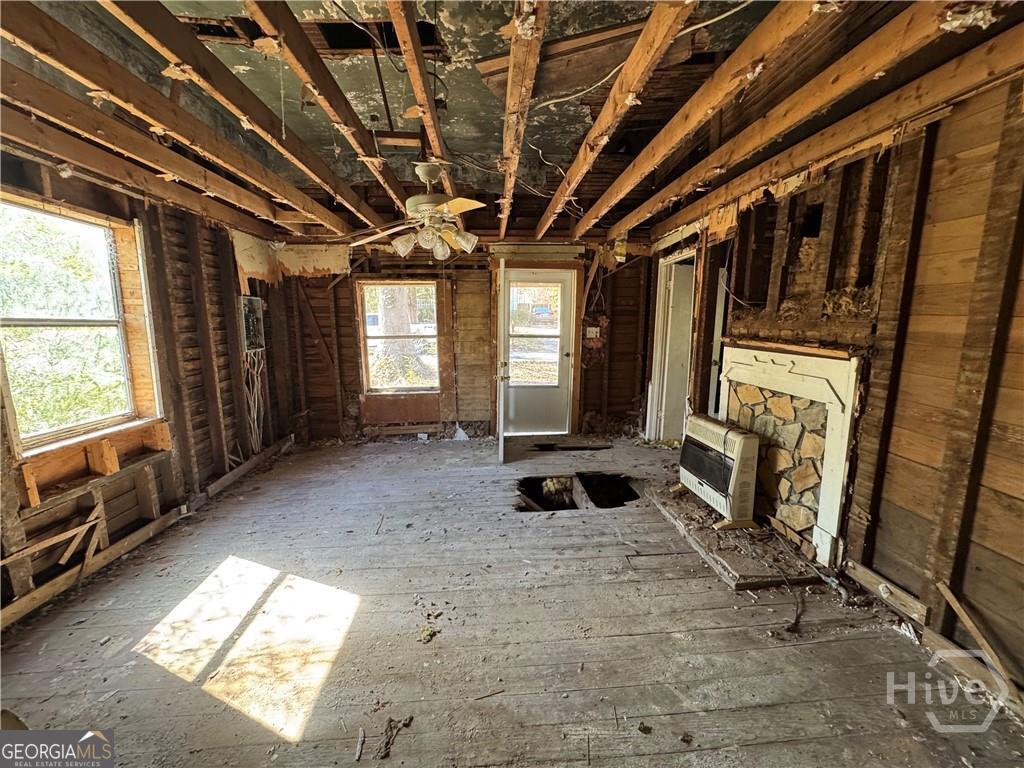 160 Macon Avenue Property Photo 3