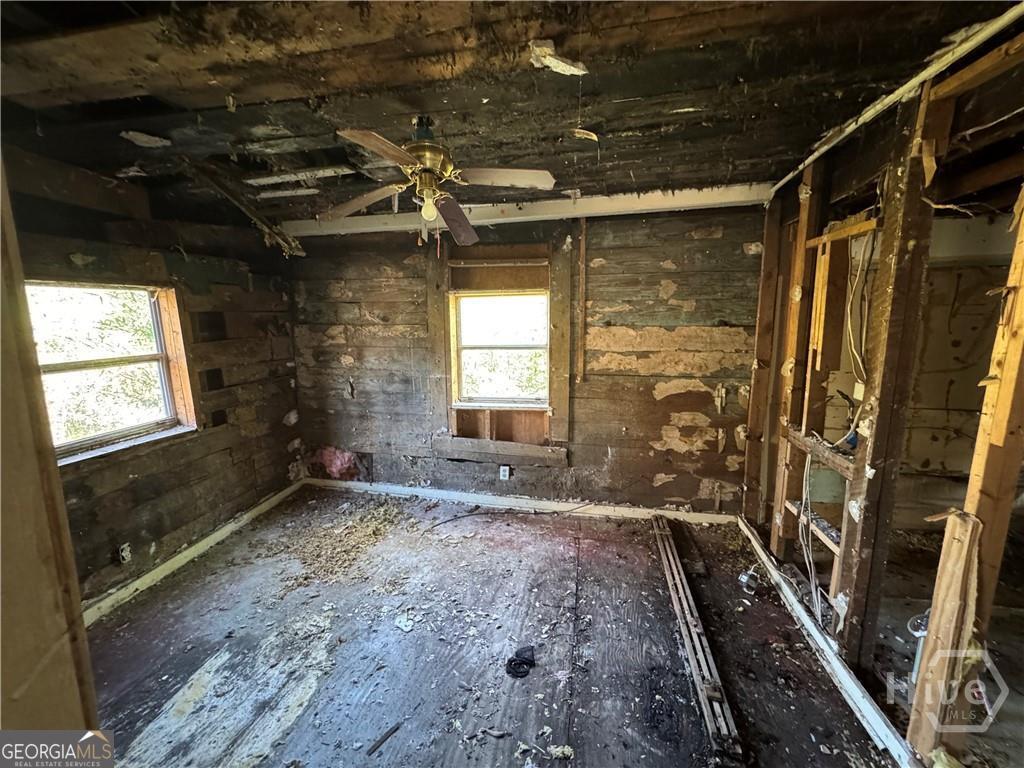 160 Macon Avenue Property Photo 8