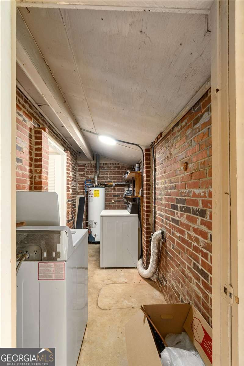 265 Ferncliff Drive Property Photo 20