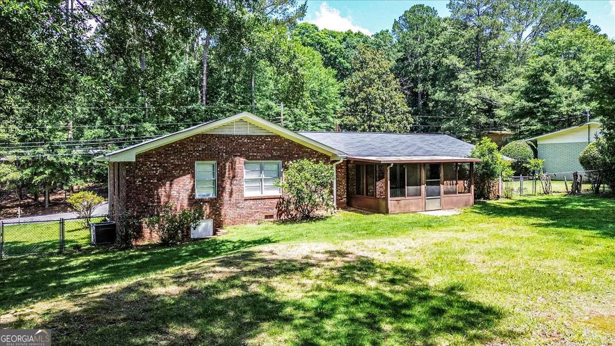 265 Ferncliff Drive Property Photo 23