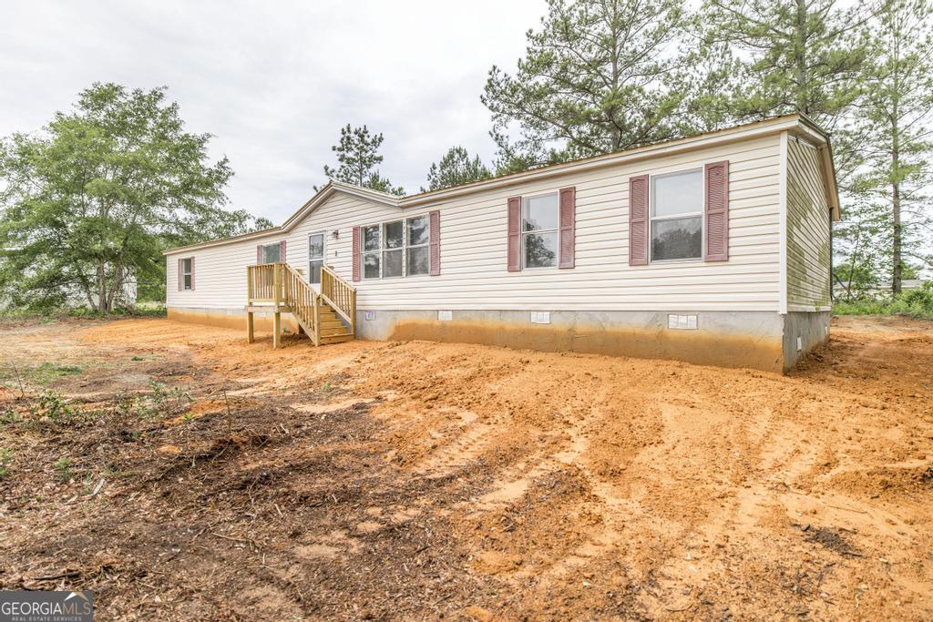 150 Parker Drive Property Photo 3