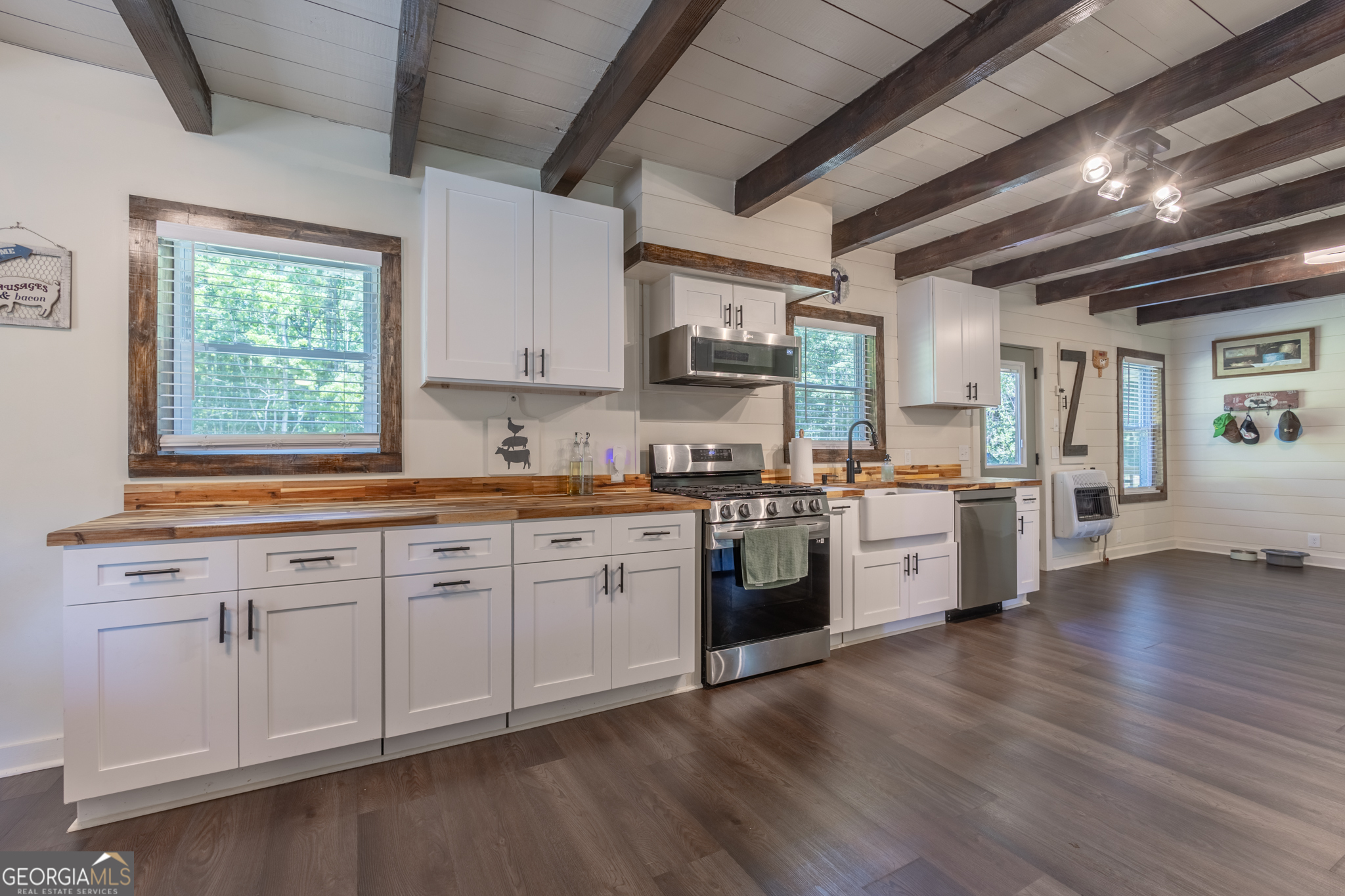84791 Highway 9 Property Photo 17