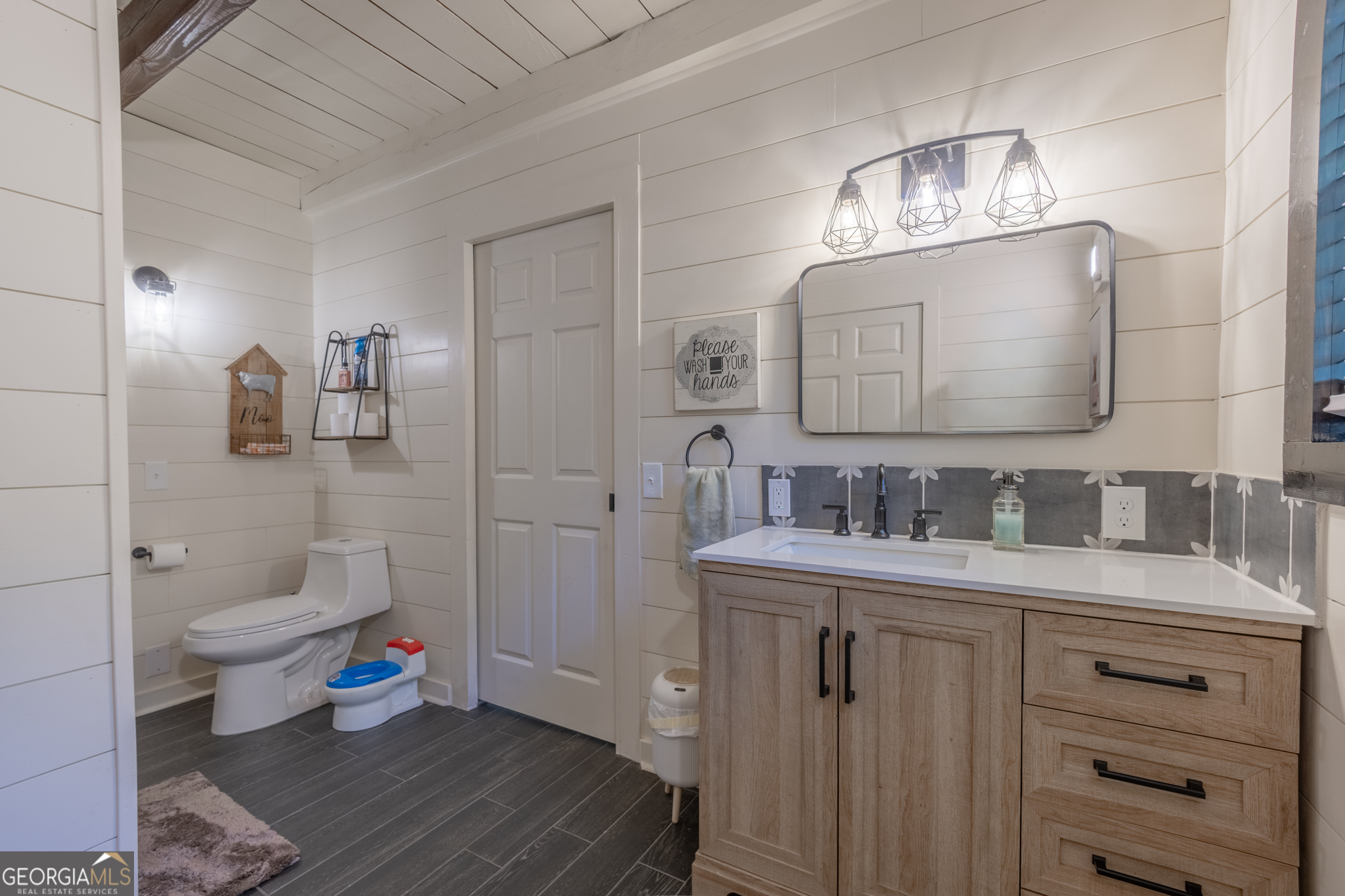84791 Highway 9 Property Photo 23