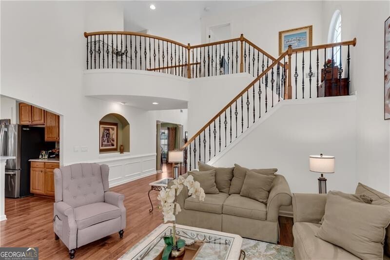 2858 Stockbridge Way Property Photo 4