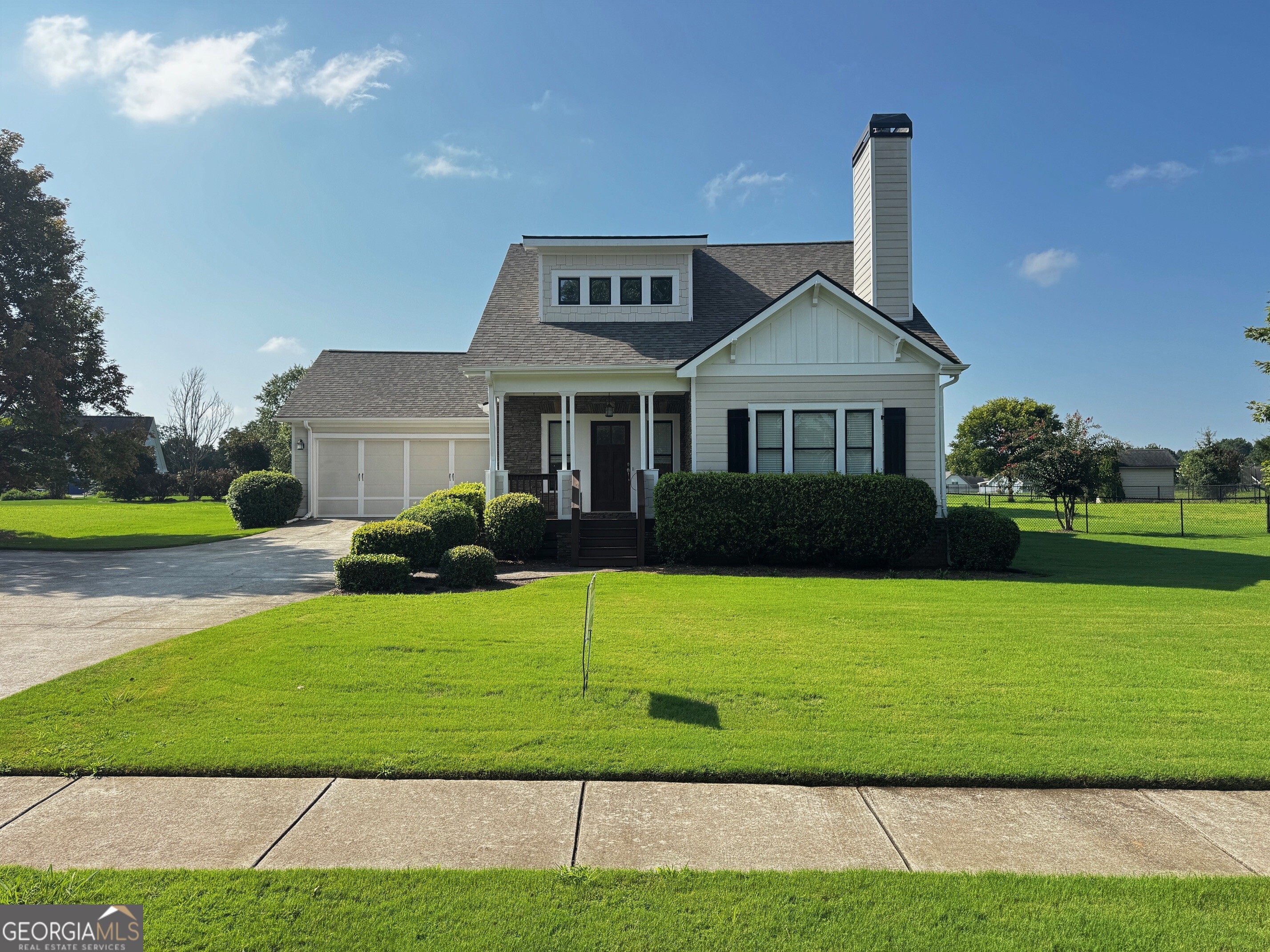 1713 Townside Drive Property Photo 1