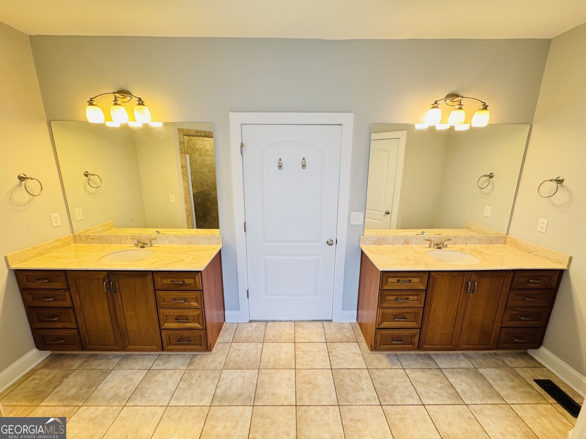 1713 Townside Drive Property Photo 19