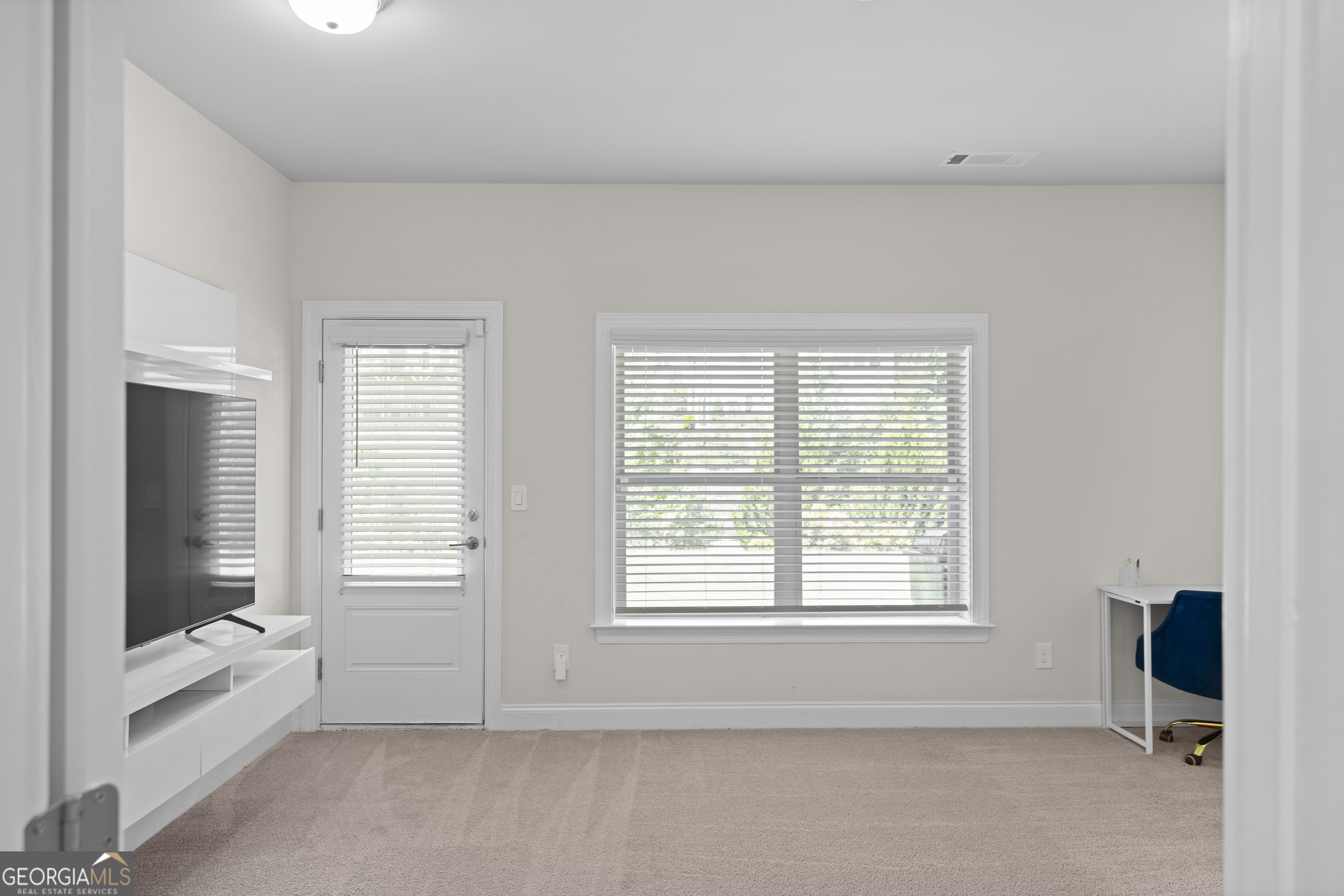 2042 Violet Lane Property Photo 54