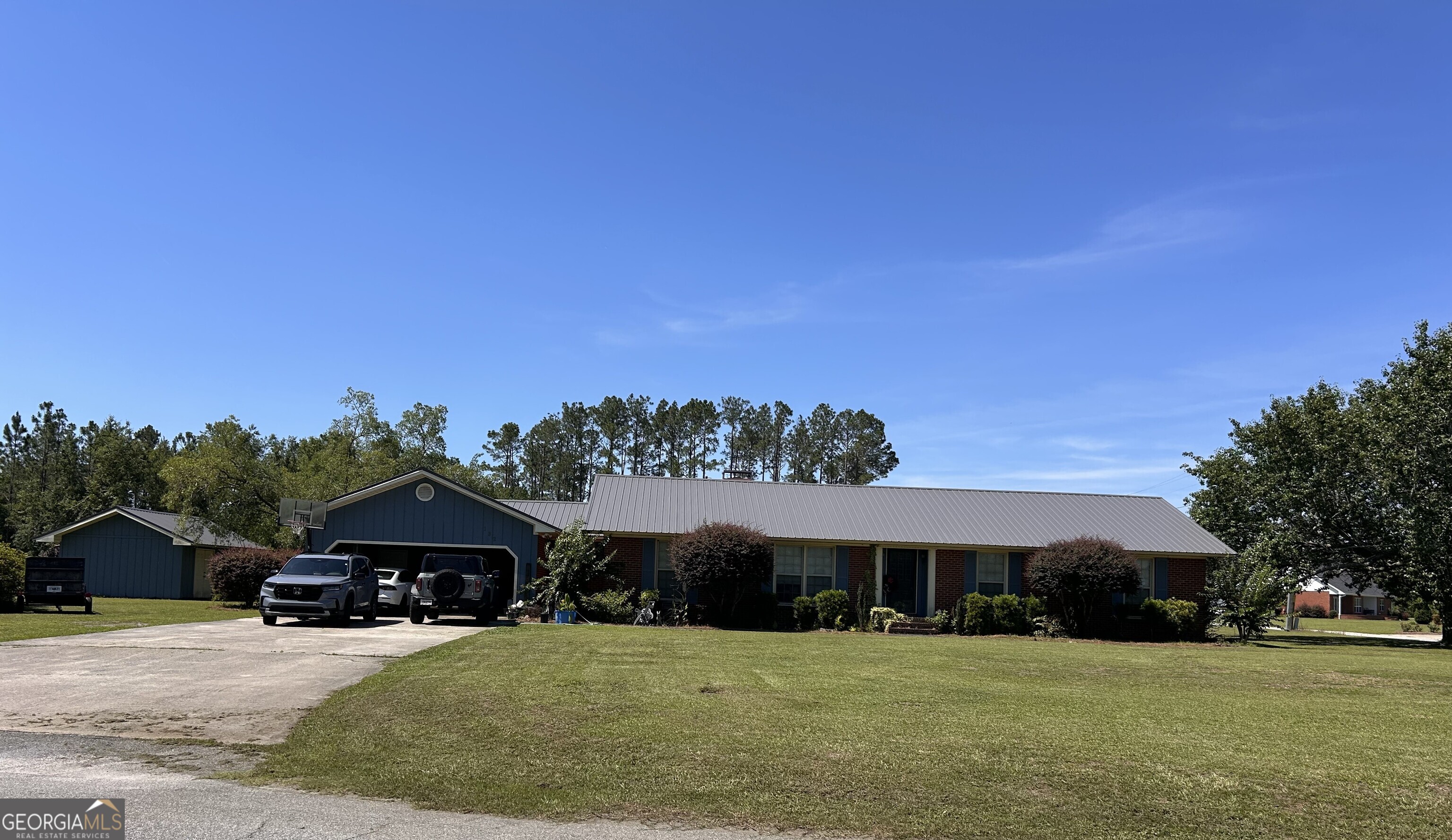 182 Myra Street Property Photo 5