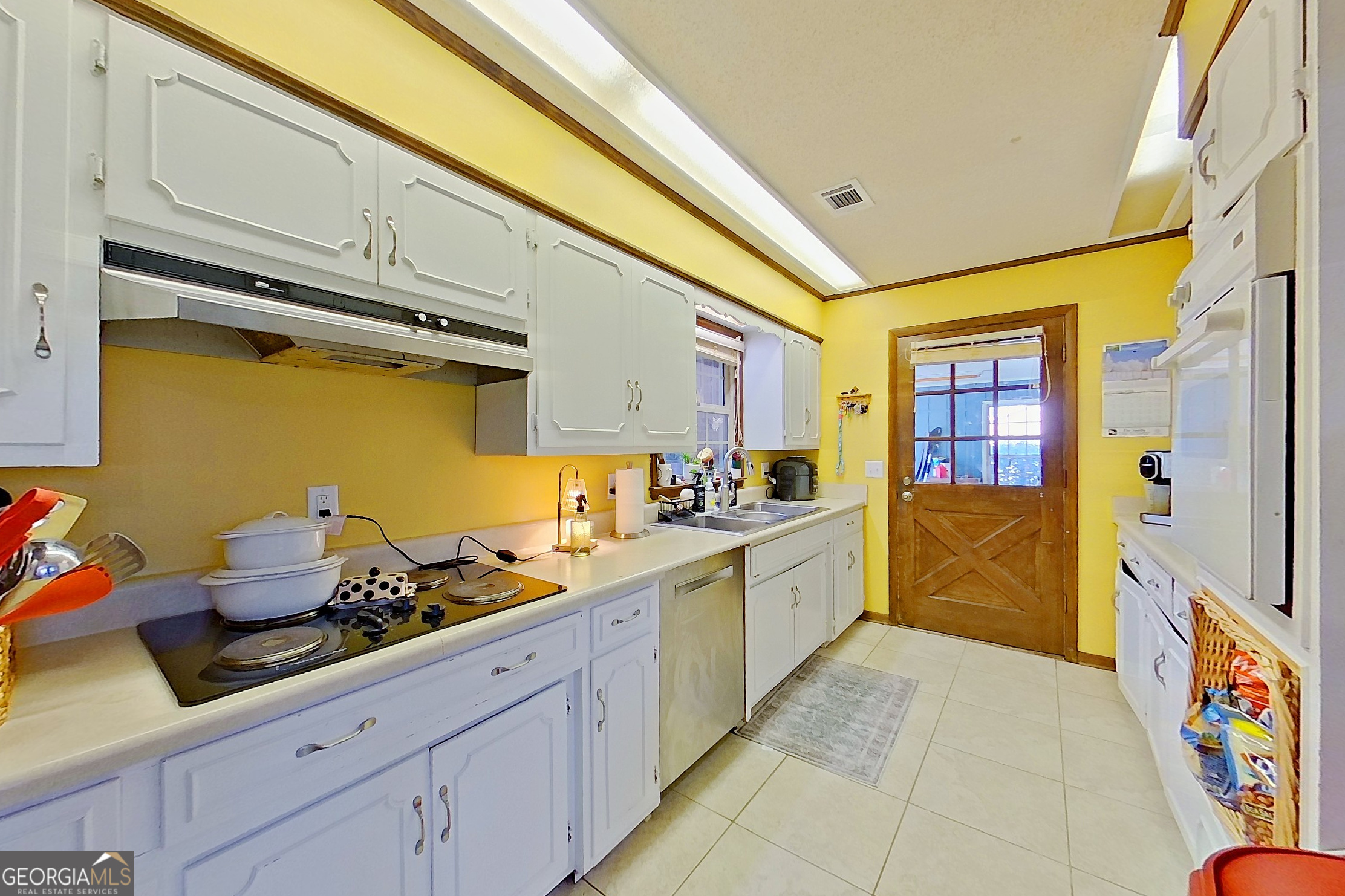 182 Myra Street Property Photo 13