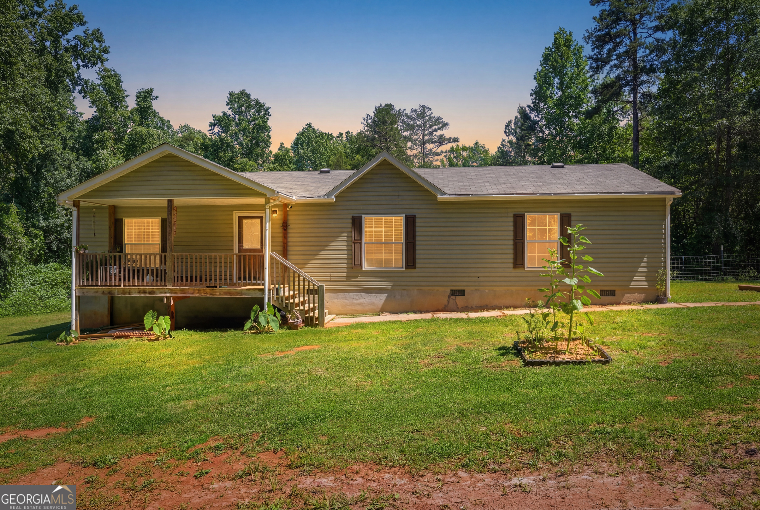 490 Gumlog Creek Road Property Photo 1