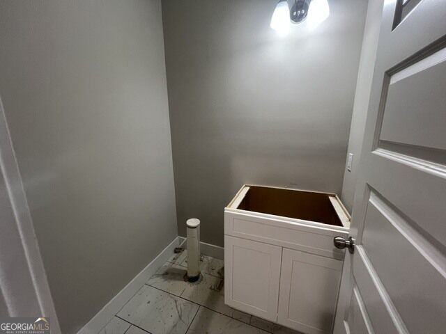 296 Stonington Drive Property Photo 10
