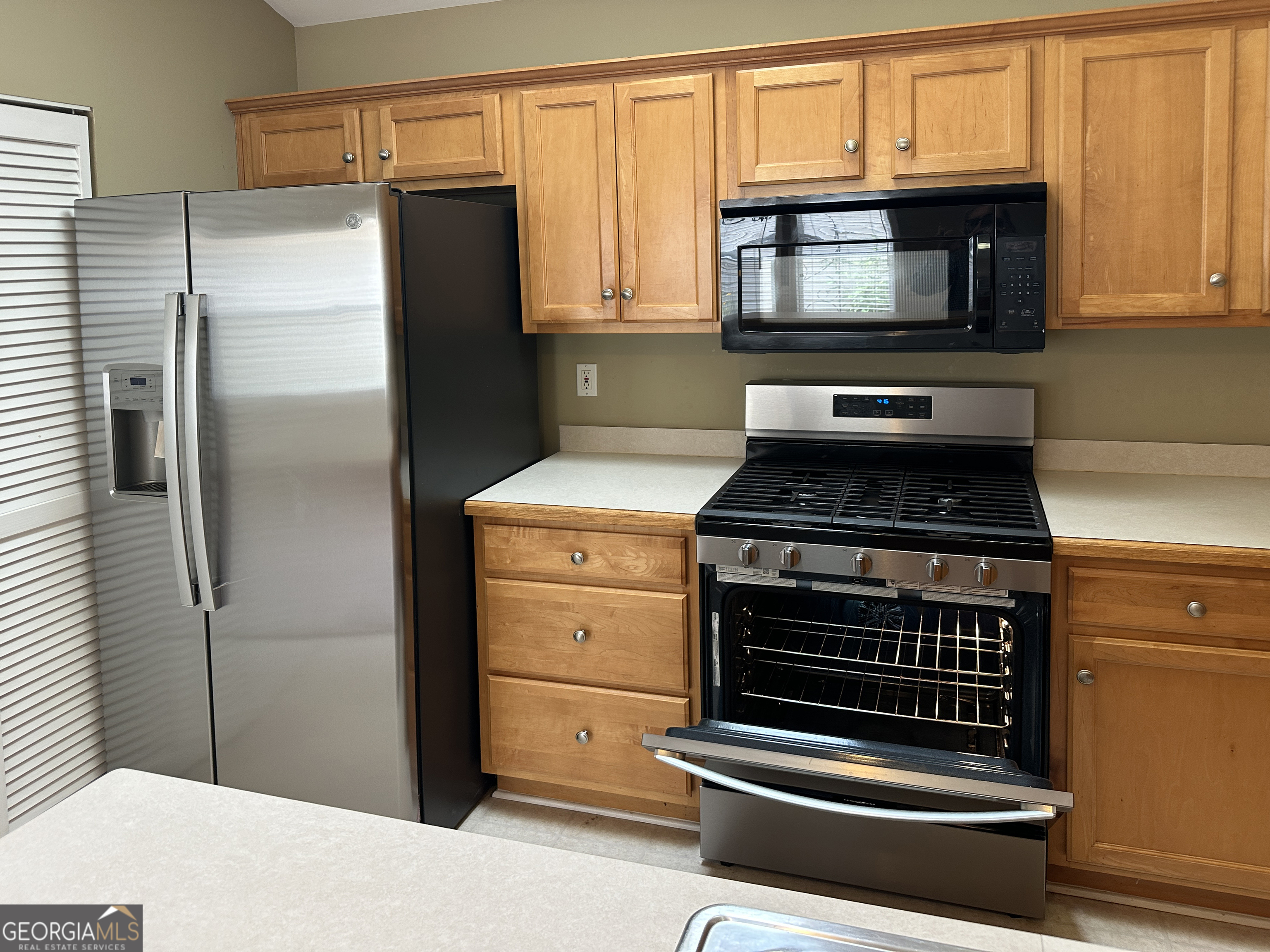 5033 Kathryn Glen Drive Property Photo 12