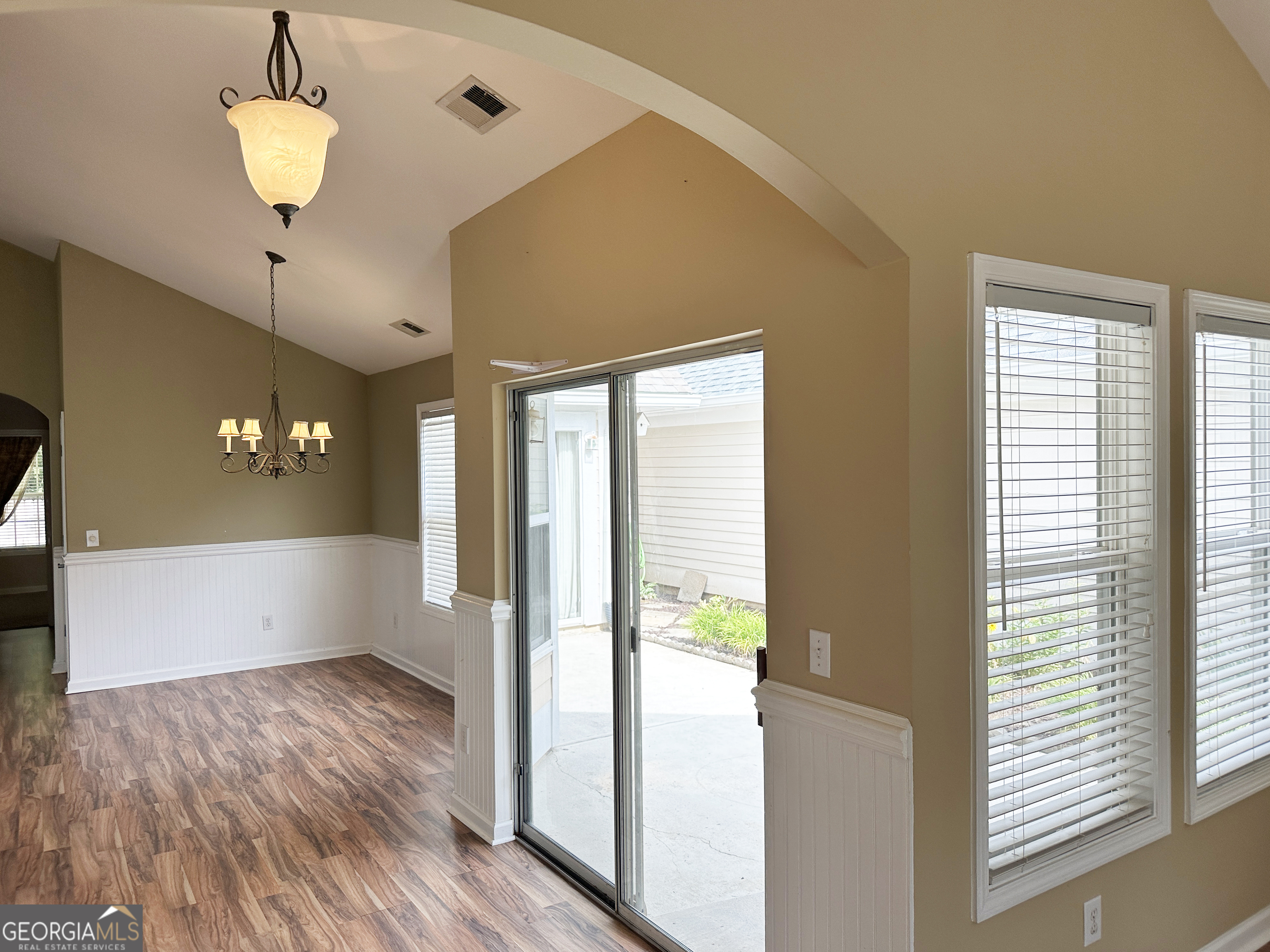 5033 Kathryn Glen Drive Property Photo 15