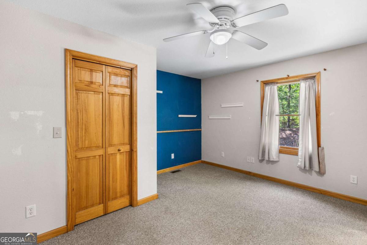 977 Tarheel Drive W Property Photo 13
