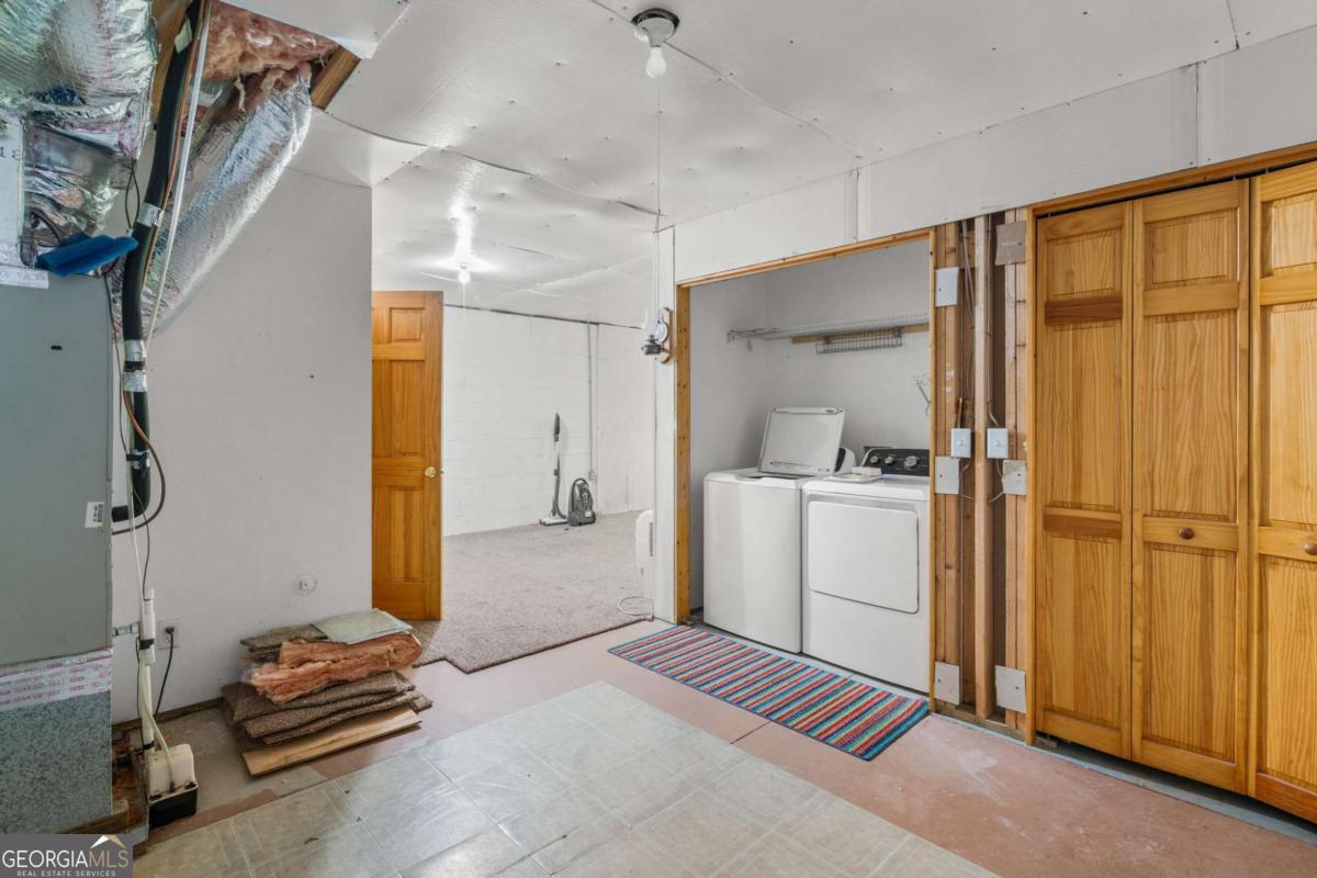 977 Tarheel Drive W Property Photo 19