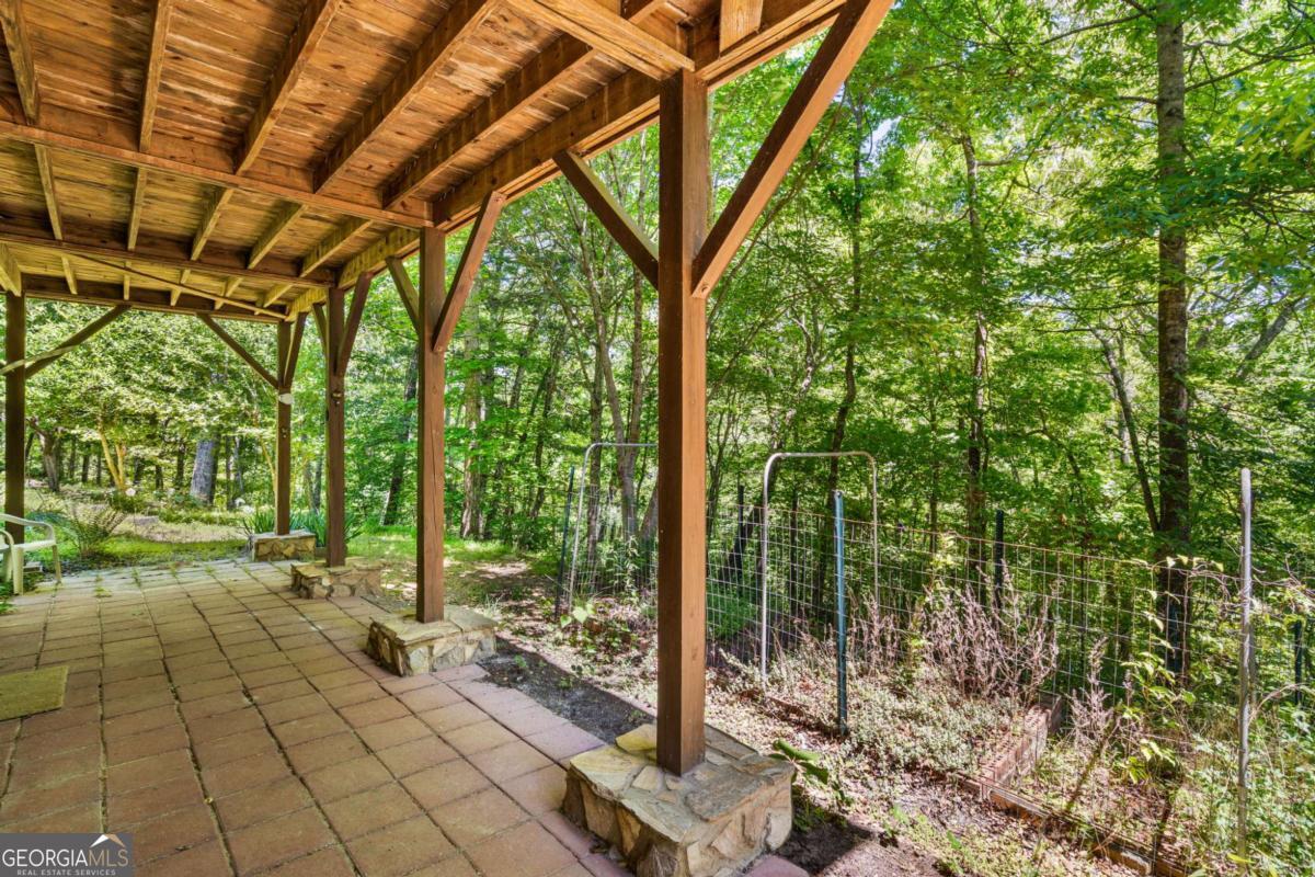 977 Tarheel Drive W Property Photo 28