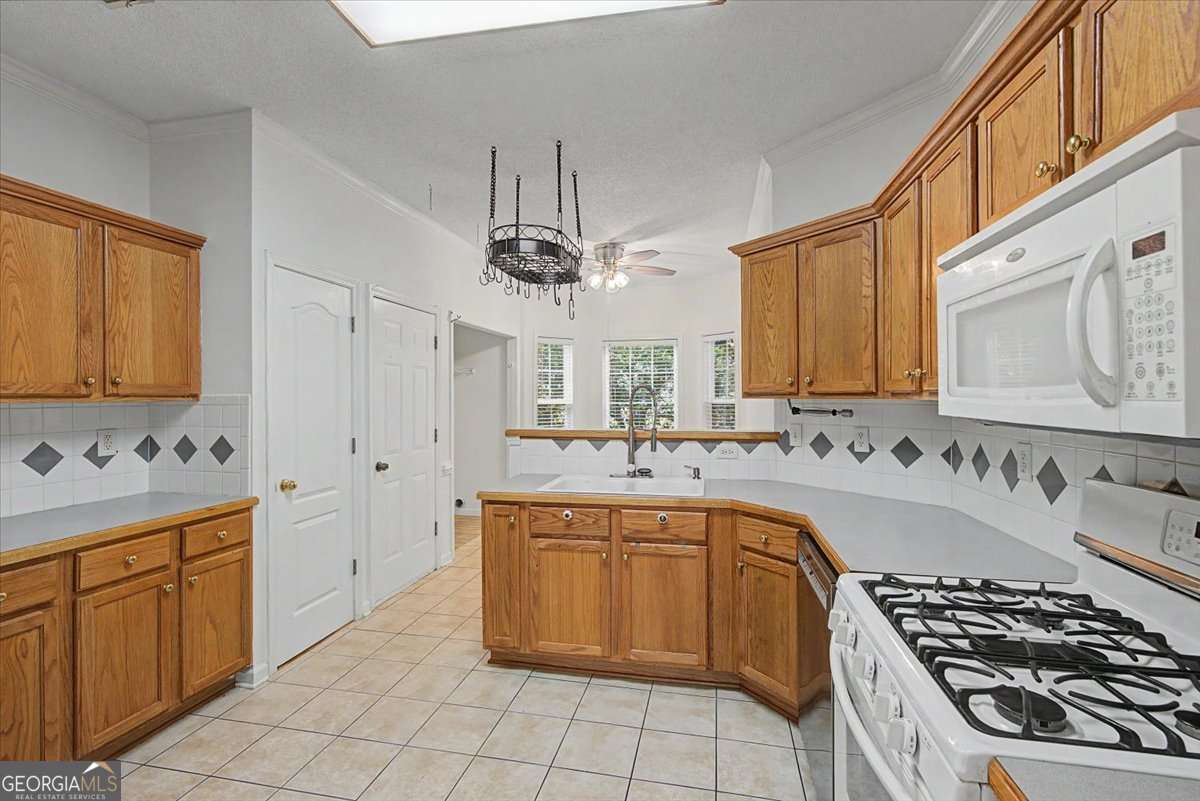 164 Ivey Lake Parkway Property Photo 8