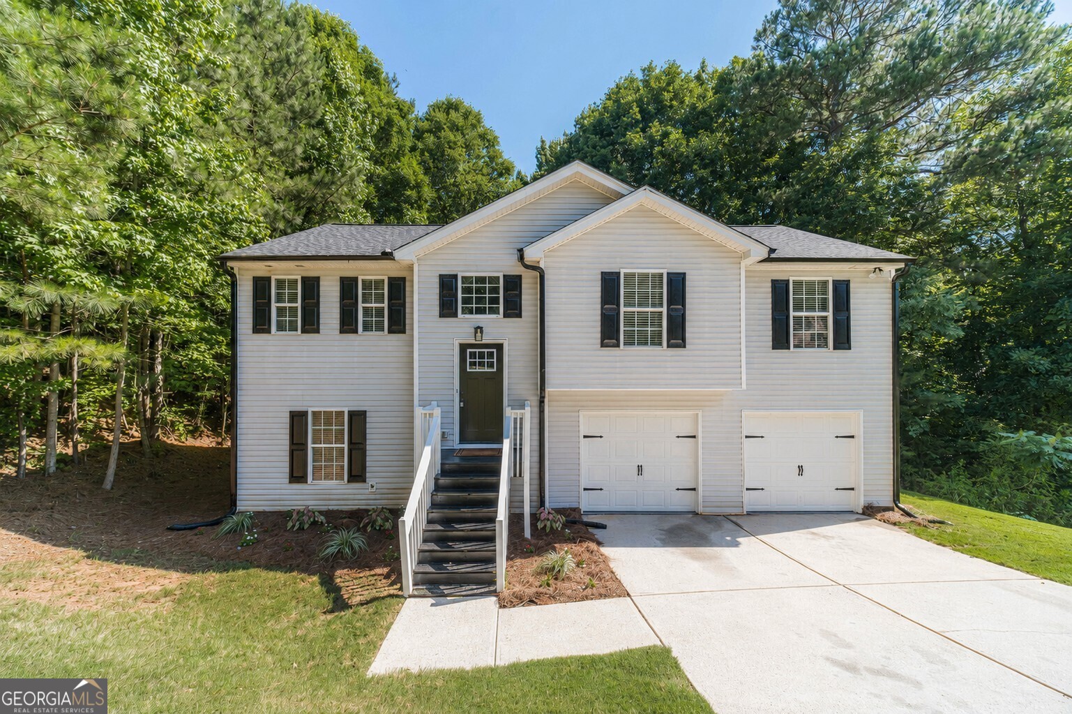 1825 River Run Road Property Photo 1