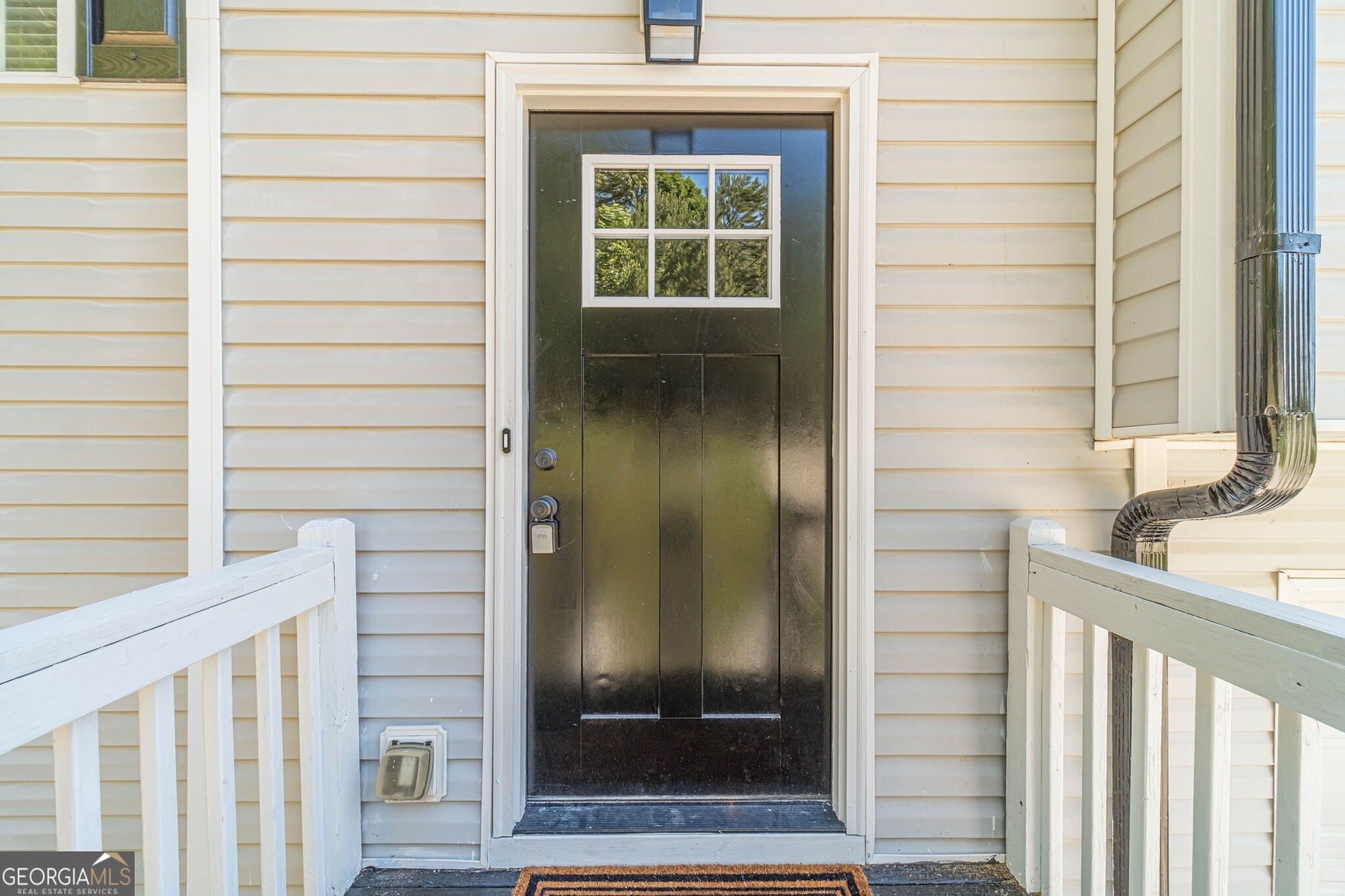 1825 River Run Road Property Photo 4