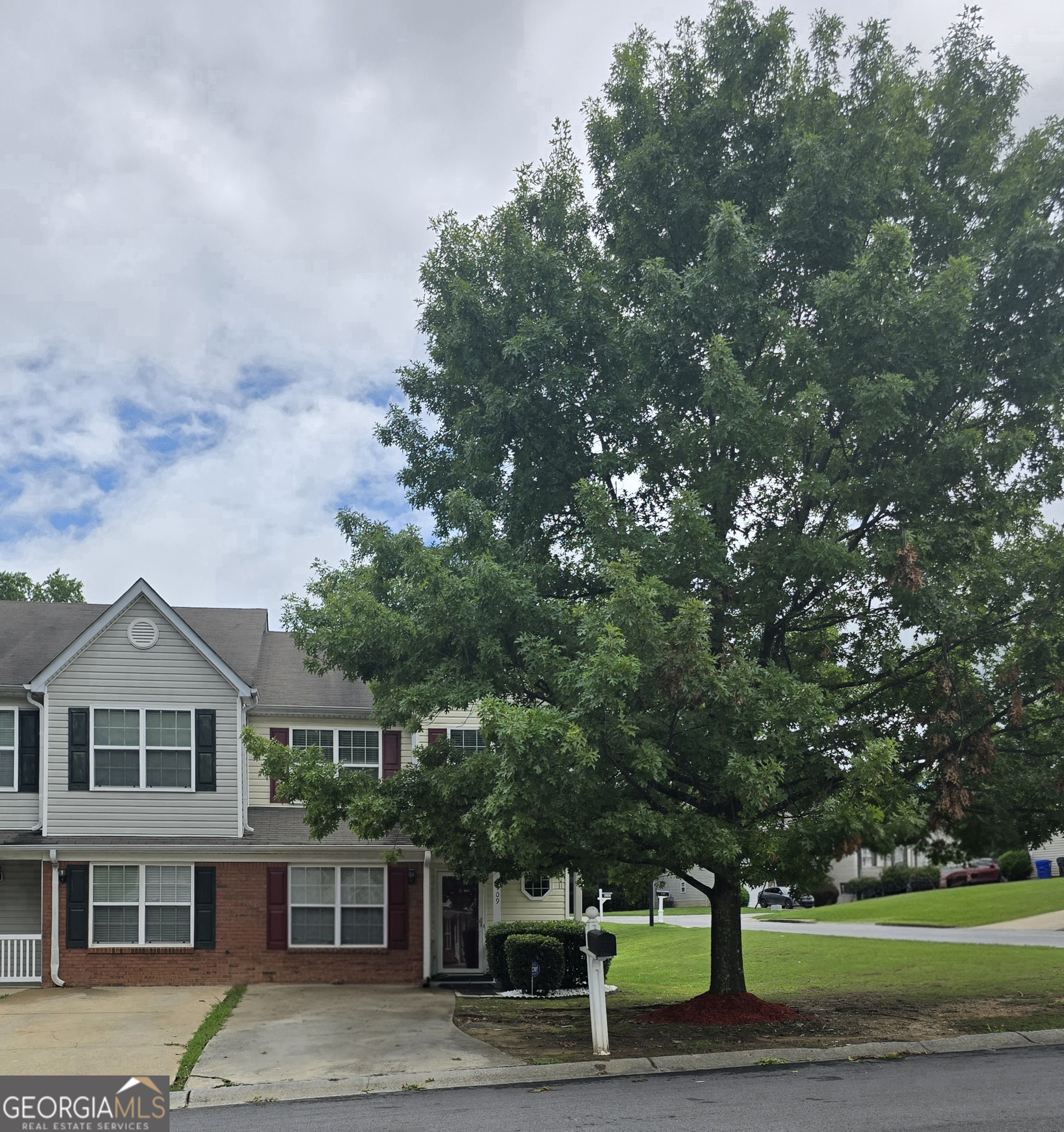 6109 Hickory Lane Drive