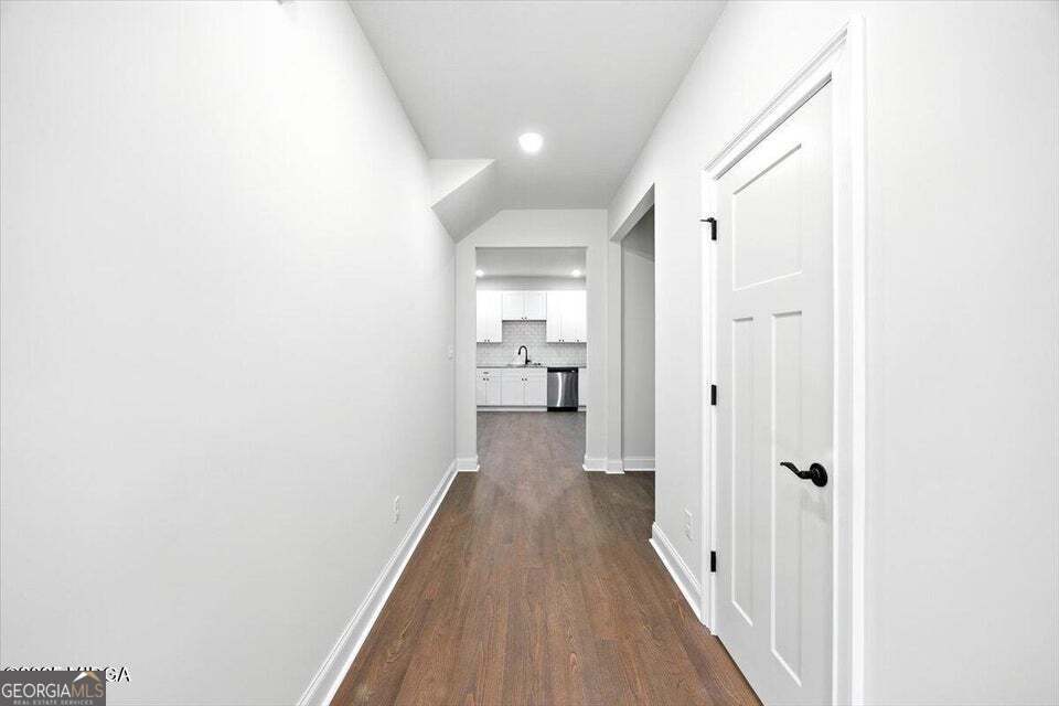 279 River North Boulevard Property Photo 5
