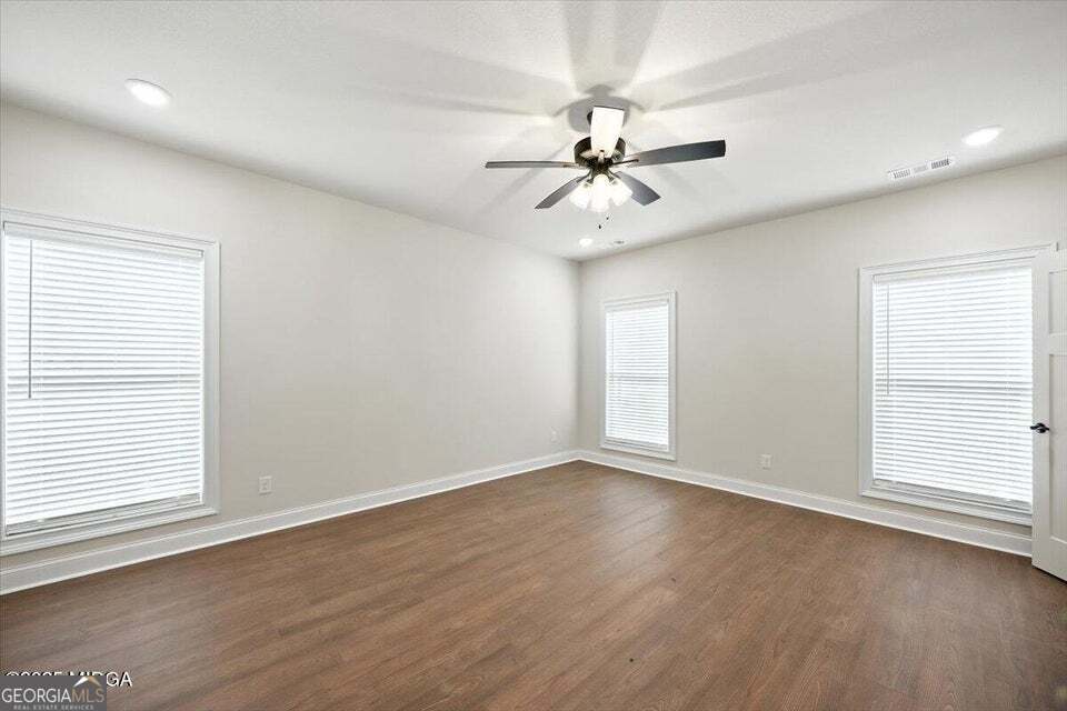 279 River North Boulevard Property Photo 7