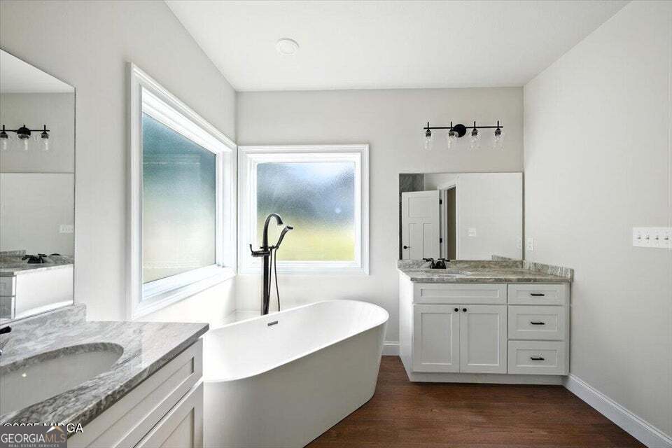 279 River North Boulevard Property Photo 9
