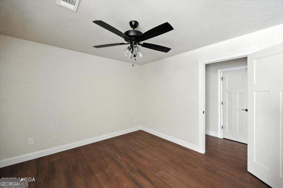 279 River North Boulevard Property Photo 18