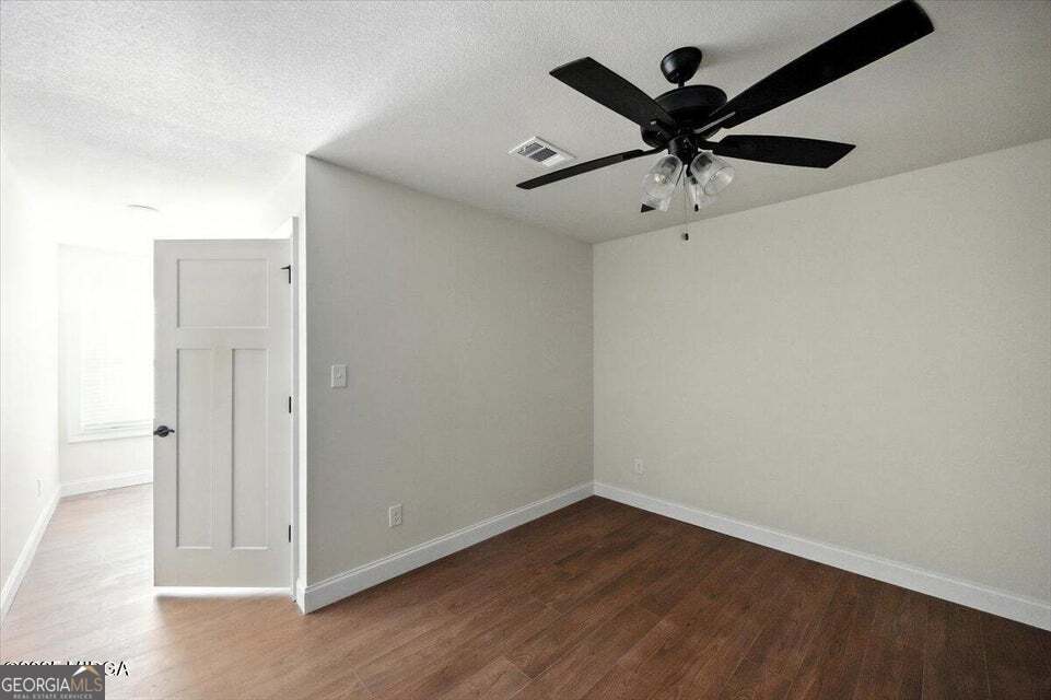 279 River North Boulevard Property Photo 19
