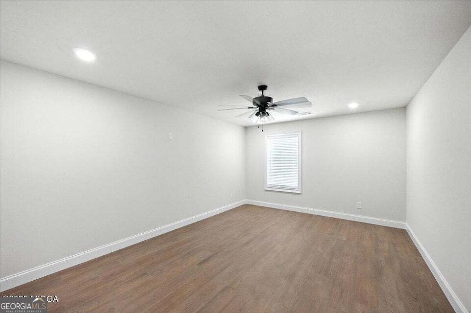 279 River North Boulevard Property Photo 20