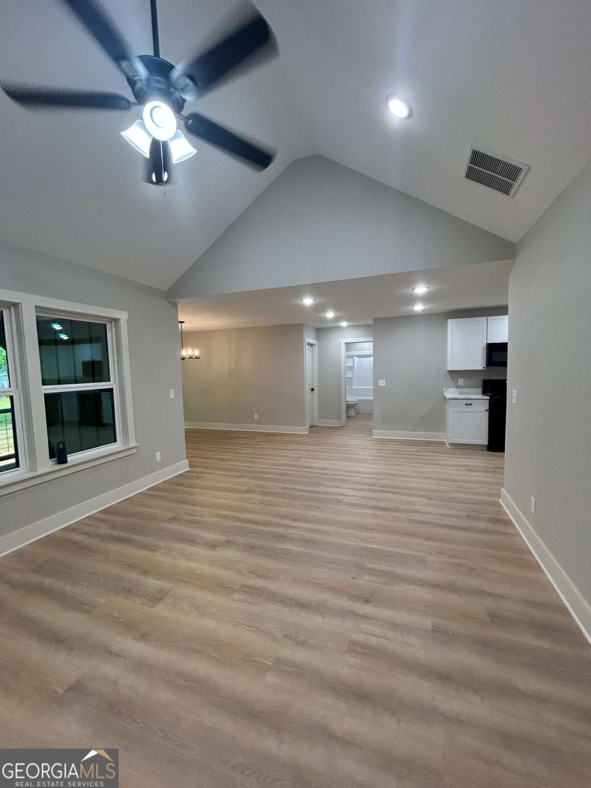 114 Liberty Lane Property Photo 3