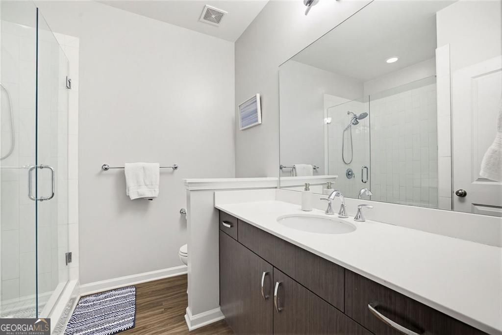 629 Broadview Place Property Photo 13