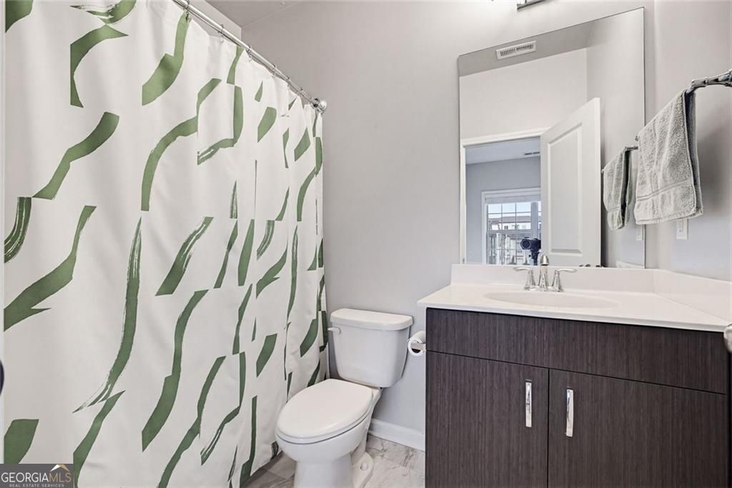 629 Broadview Place Property Photo 17