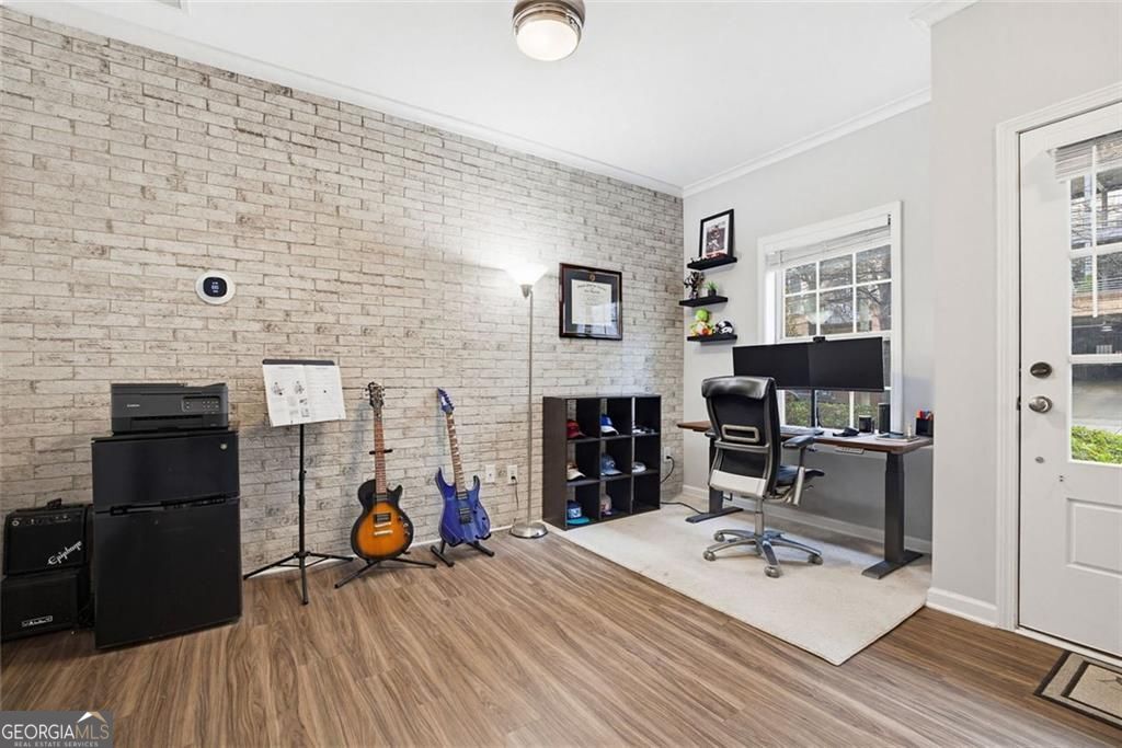 629 Broadview Place Property Photo 18