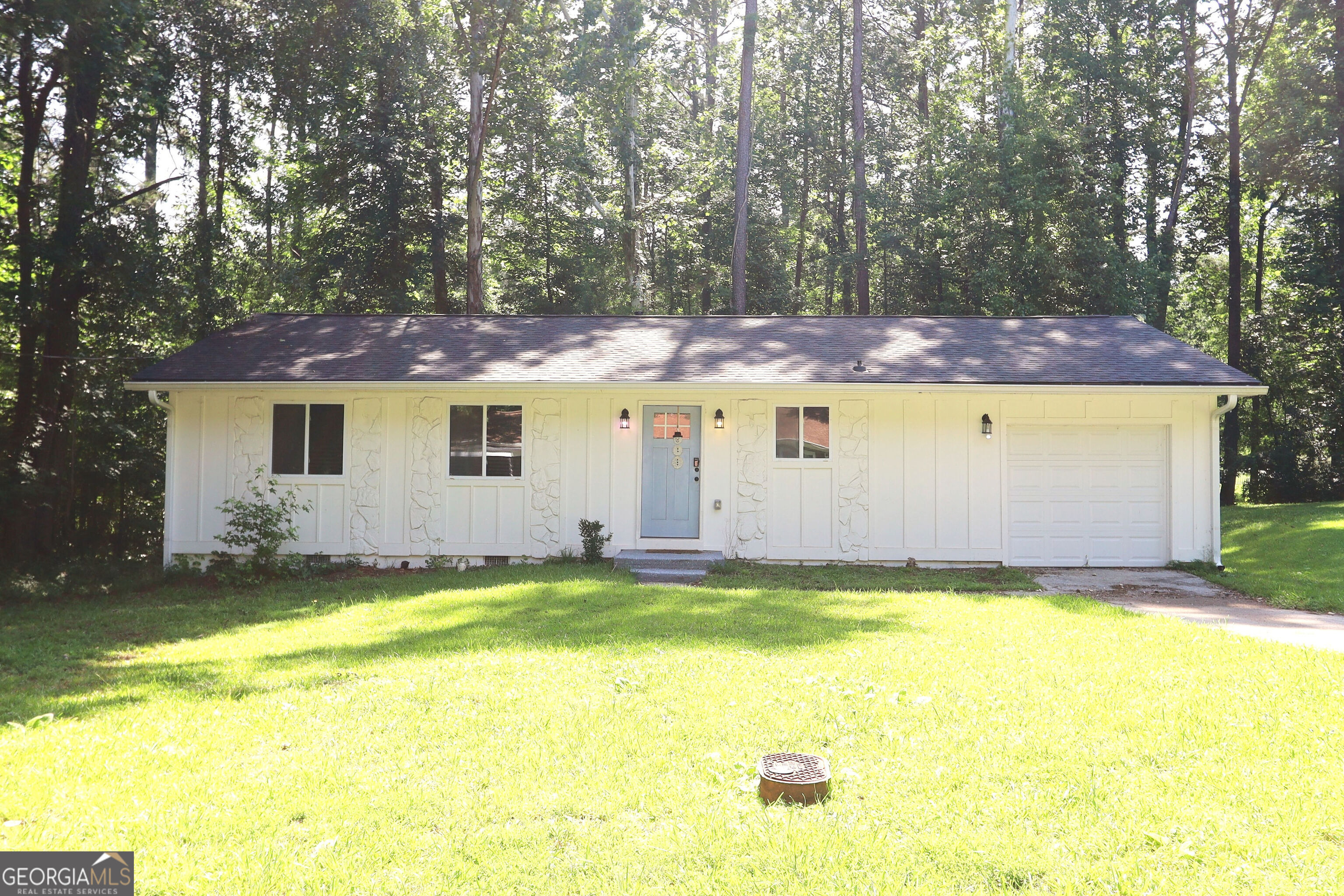 3572 Orbit Court Property Photo 1