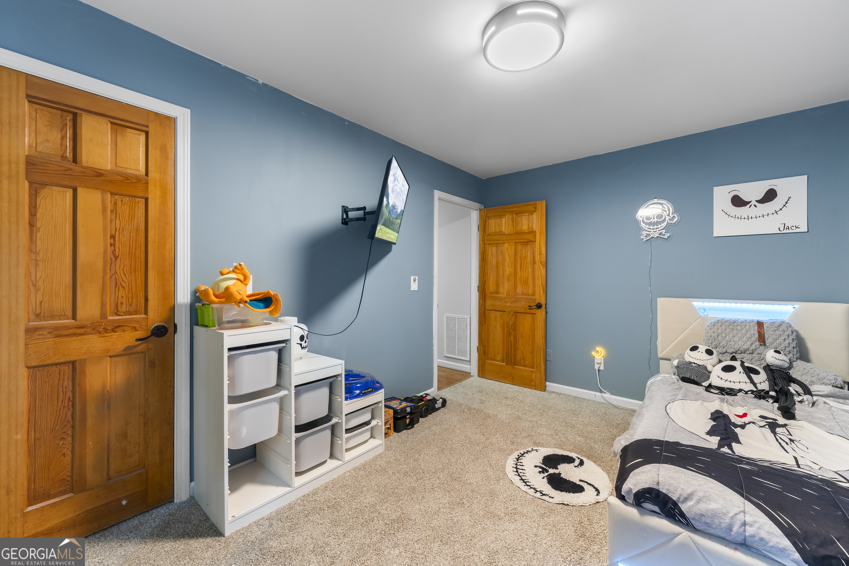 262 Patrick Lane Property Photo 22