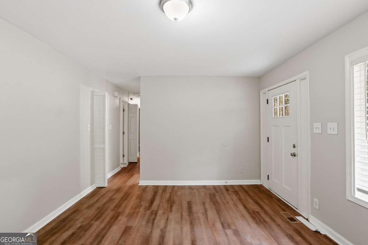 830 Mercury Drive Nw Property Photo 8