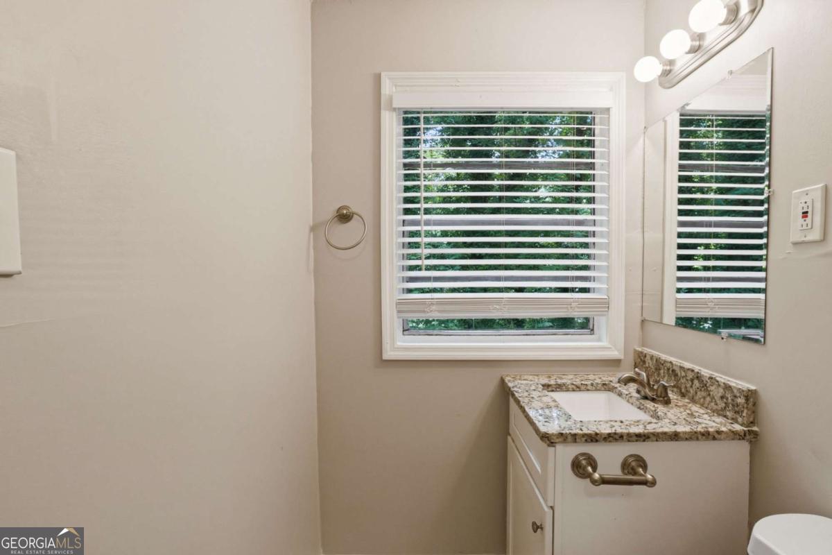 830 Mercury Drive Nw Property Photo 20