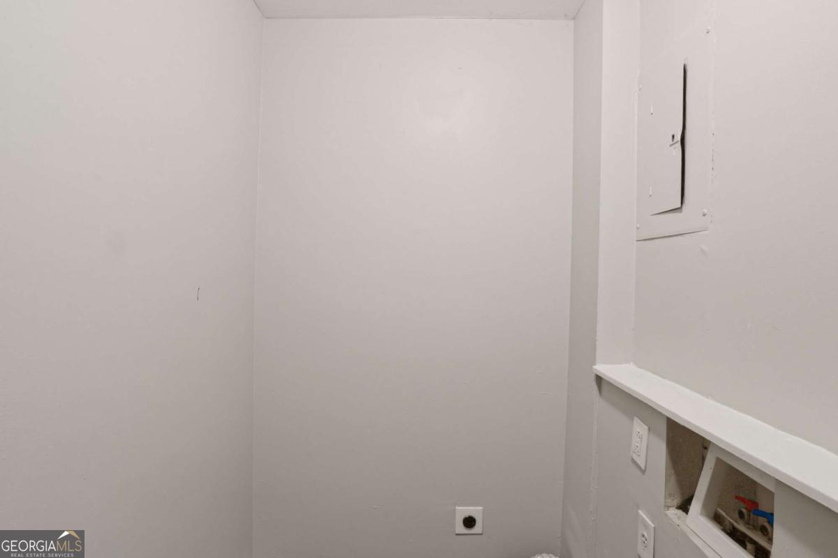 830 Mercury Drive Nw Property Photo 22